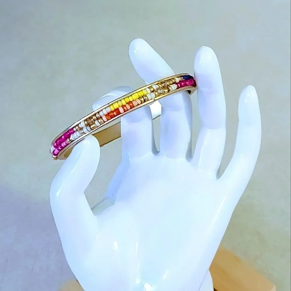 BRASS AND NATURAL MULTI COLOR STONE SEED BEAD BOHO BRACELET 6.5 INCHES AROUND - Picture 3 of 6